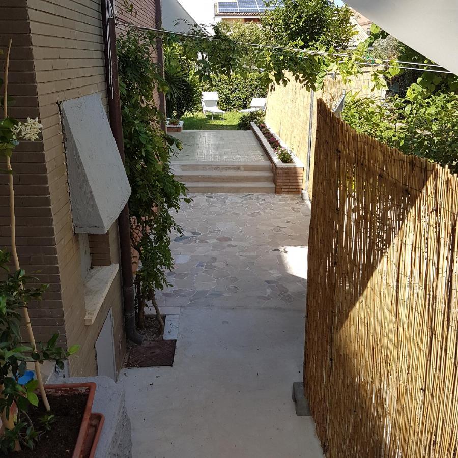 La Gran Dama Bed and Breakfast Roseto Degli Abruzzi Buitenkant foto