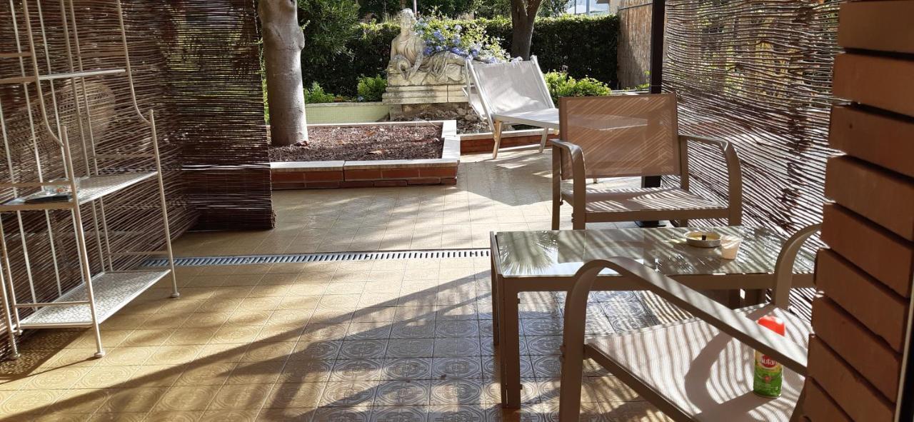 La Gran Dama Bed and Breakfast Roseto Degli Abruzzi Buitenkant foto